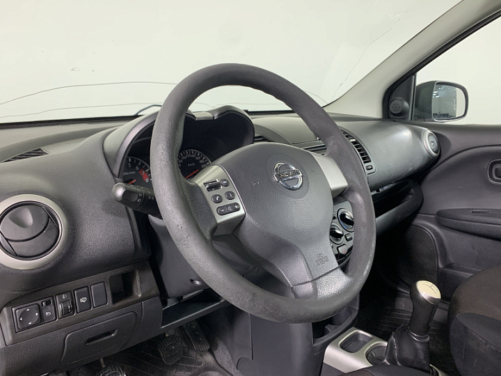 NISSAN Note 1.4, 2010 года, Механика, БЕЛЫЙ