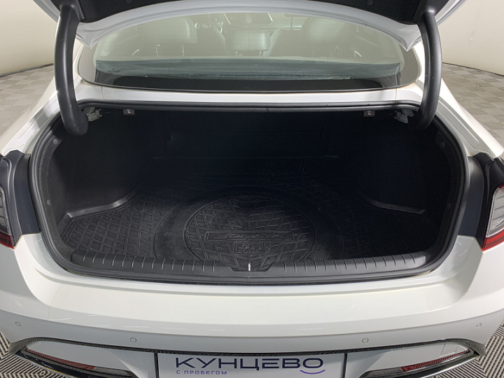 HYUNDAI Sonata 2.5, 2021 года, Автоматическая, БЕЛЫЙ
