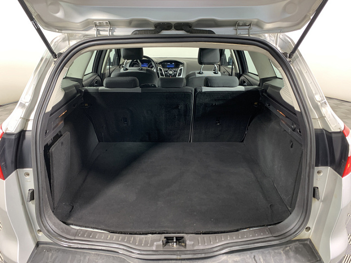 FORD Focus 2, 2012 года, Робот, Серебристый