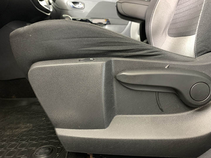 RENAULT Kaptur 1.6, 2017 года, Вариатор, СЕРЫЙ