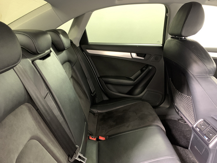 AUDI A4 2, 2014 года, Робот, БЕЛЫЙ