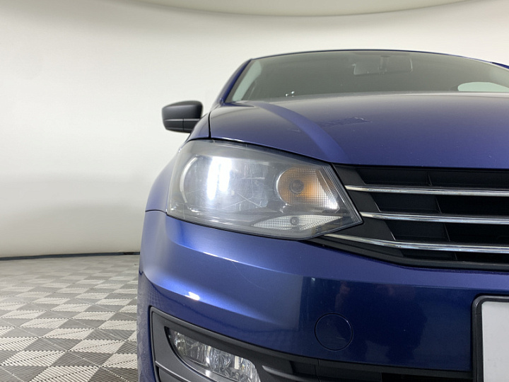 VOLKSWAGEN Polo 1.6, 2018 года, Механика, ЯРКО-СИНИЙ