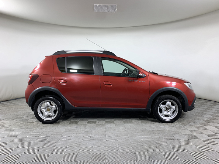 RENAULT Sandero Stepway 1.6, 2021 года, Автоматическая, КРАСНЫЙ