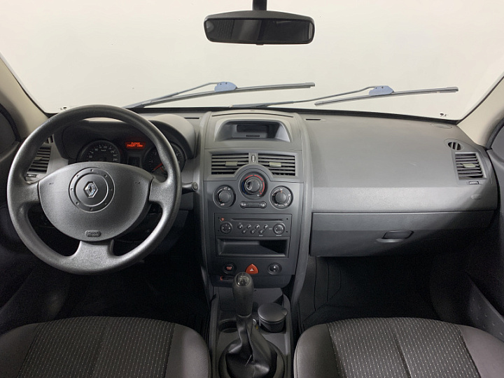 RENAULT Megane 1.6, 2005 года, Механика, Серо-бежевый