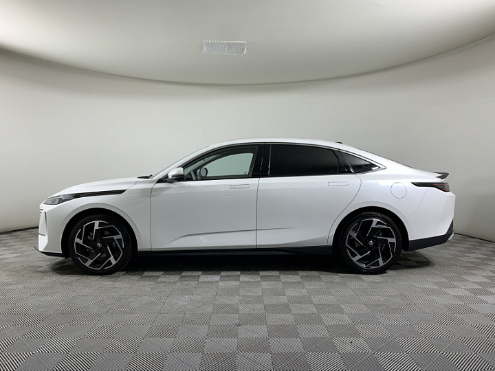 CHANGAN LAMORE 1.5, 2023 года, Робот, БЕЛЫЙ