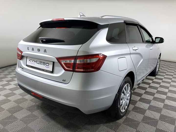 Lada Vesta 1.8, 2020 года, Механика, СЕРЫЙ