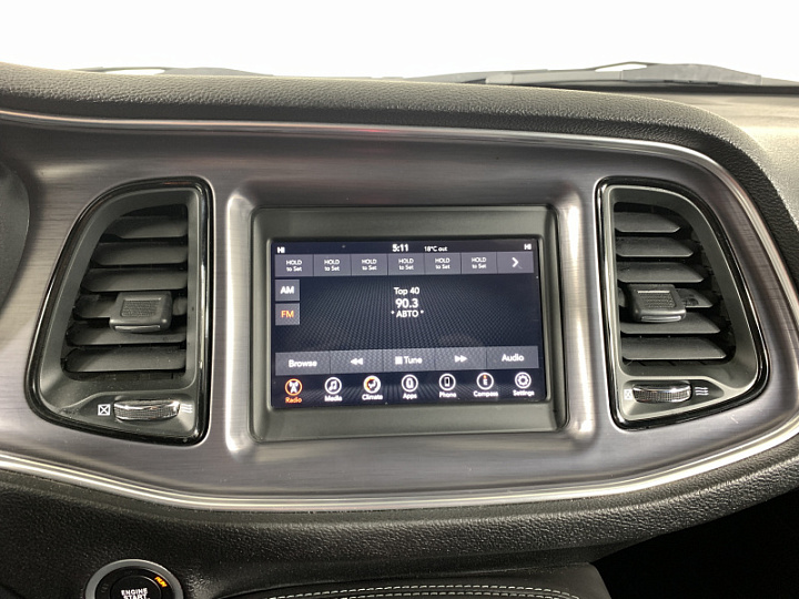 DODGE Challenger 3.6, 2017 года, Автоматическая, СЕРЫЙ