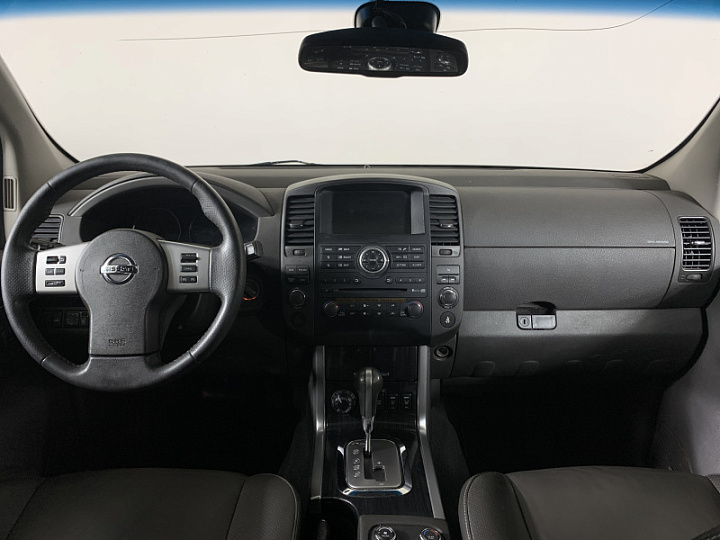 NISSAN Pathfinder 2.5, 2010 года, Автоматическая, Серебристый