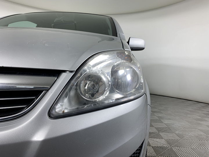 OPEL Zafira 1.8, 2010 года, Робот, Серебристый