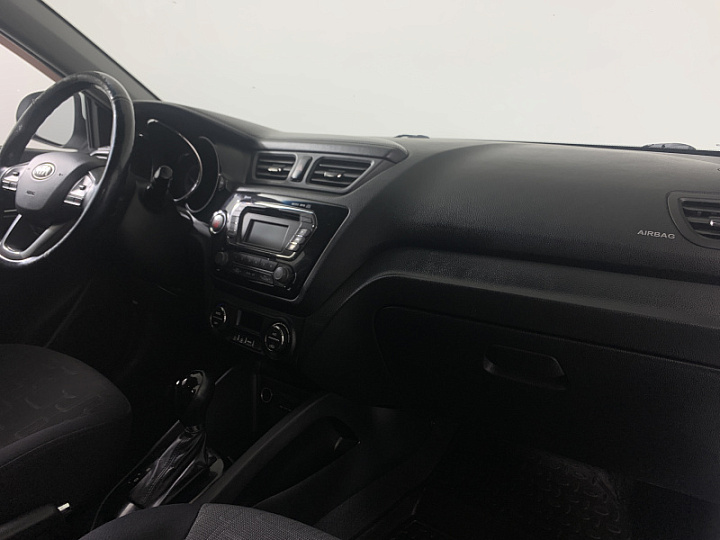 KIA Rio 1.6, 2014 года, Автоматическая, БЕЛЫЙ