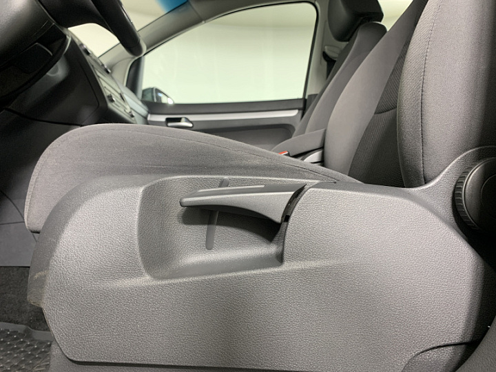 VOLKSWAGEN Touran 1.4, 2012 года, Робот, ТЕМНО-СЕРЫЙ