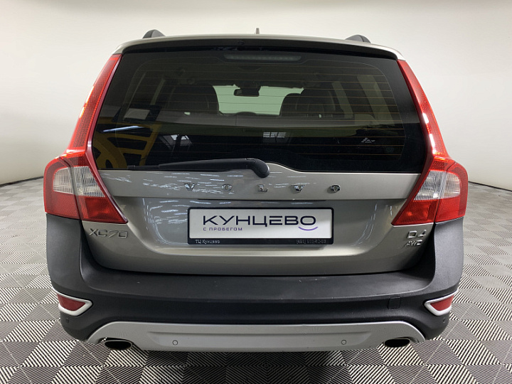 Volvo XC70 2.4, 2012 года, Автоматическая, Бежевый