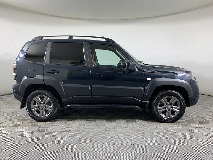 ВАЗ NIVA 1.7, 2023 года, Механика, ЗЕЛЕНЫЙ