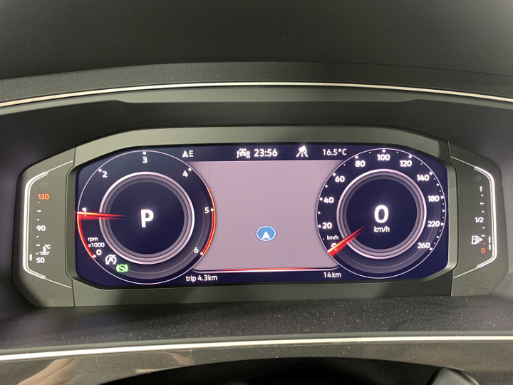 VOLKSWAGEN Tiguan 2, 2022 года, Робот, СЕРЫЙ