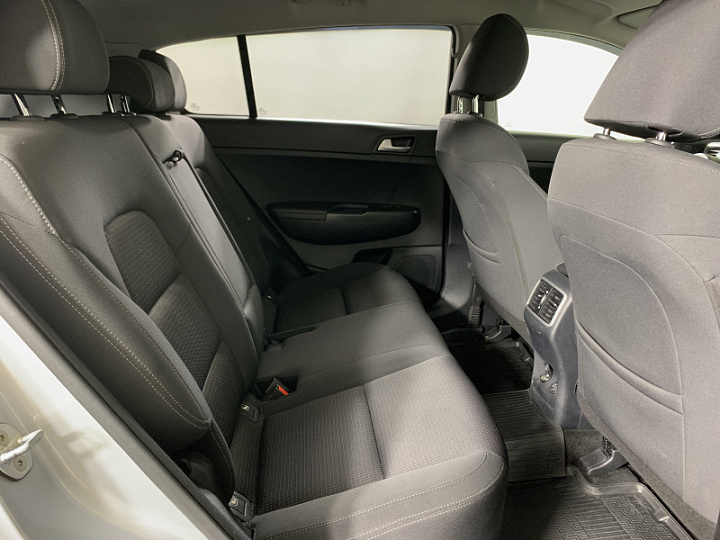 KIA Sportage 2, 2016 года, Автоматическая, Серебристый