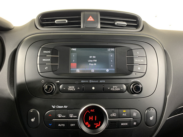 KIA Soul 1.6, 2015 года, Автоматическая, БЕЖЕВЫЙ