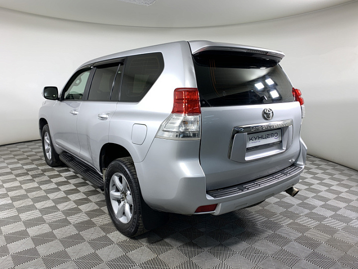 TOYOTA Land Cruiser Prado 3, 2011 года, Автоматическая, Серебристый