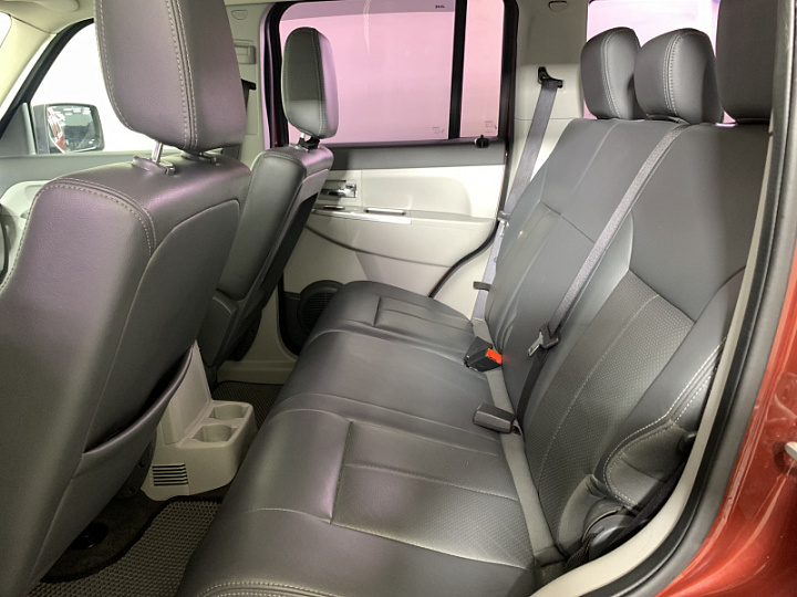 Jeep Cherokee 3.7, 2008 года, Автоматическая, Красный