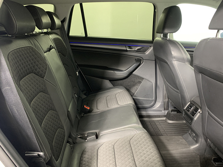 SKODA Kodiaq 1.4, 2020 года, Робот, СЕРЫЙ