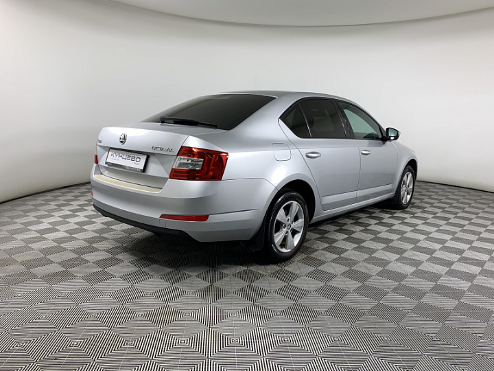 SKODA Octavia 1.8, 2014 года, Робот, Серебристый