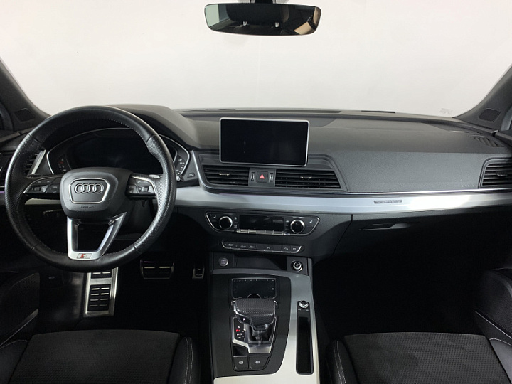 Audi Q5 2, 2020 года, Робот, Светло серый
