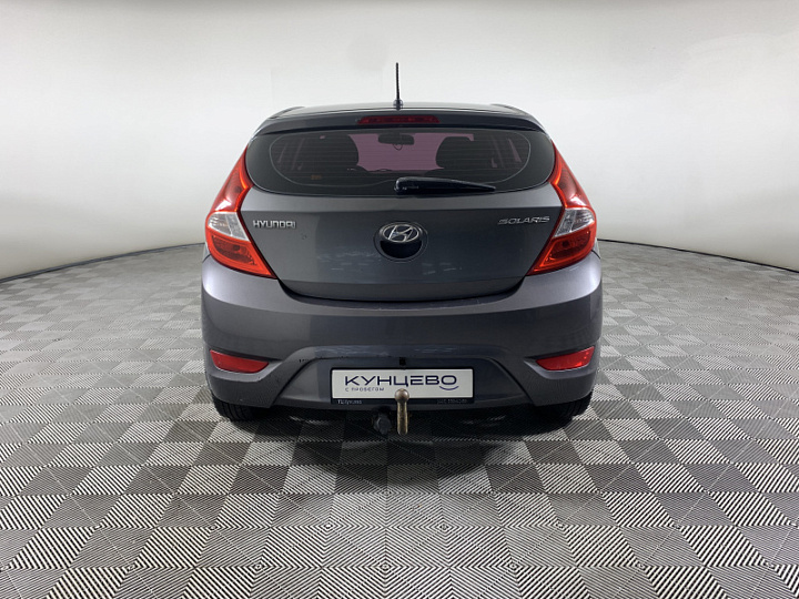 Hyundai Solaris 1.4, 2013 года, Механика, Серый