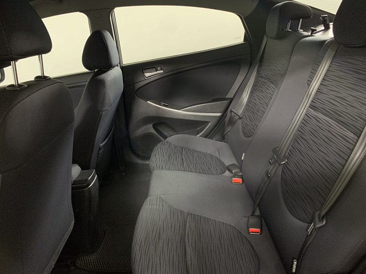 HYUNDAI Solaris 1.6, 2015 года, Автоматическая, ТЕМНО-СЕРЫЙ