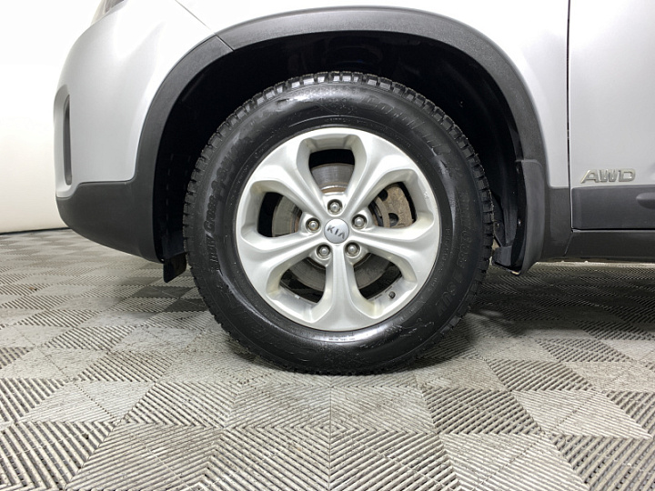 KIA Sorento 2.4, 2020 года, Автоматическая, Серебристый