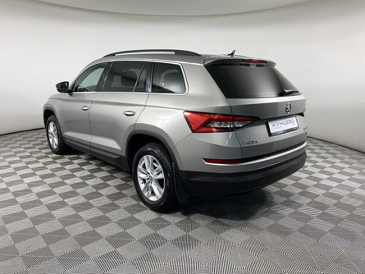 SKODA Kodiaq 2, 2018 года, Робот, БЕЖЕВЫЙ