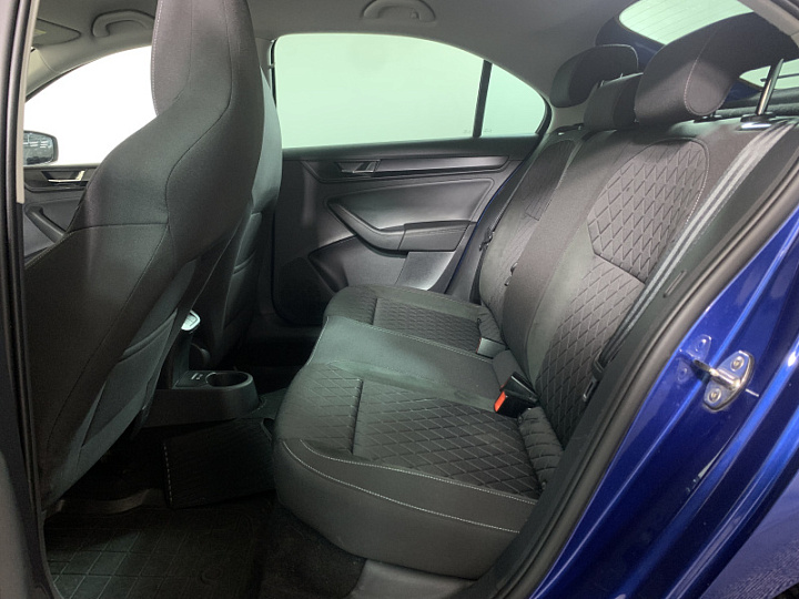 Skoda Rapid 1.4, 2020 года, Робот, Синий