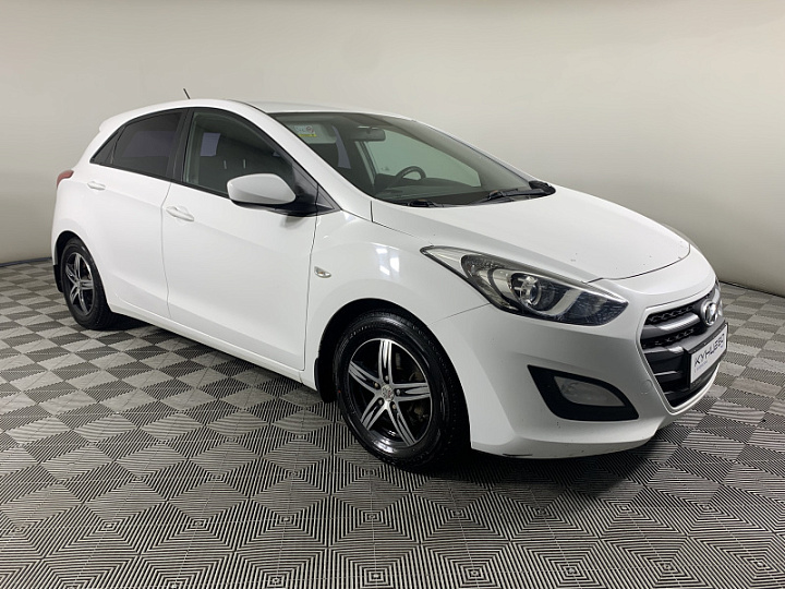 Hyundai i30 1.6, 2015 года, Механика, БЕЛЫЙ
