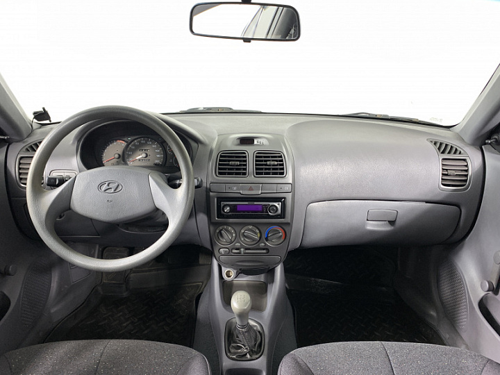HYUNDAI Accent 1.5, 2006 года, Механика, Серебристый