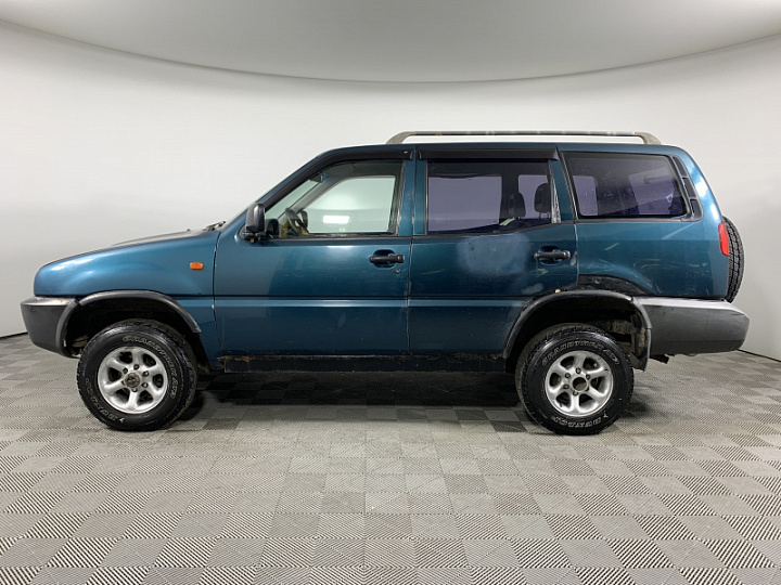 NISSAN Terrano 2.4, 1995 года, Механика, ЗЕЛЕНЫЙ