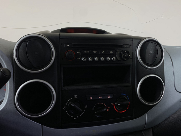 Citroen Berlingo 1.6, 2014 года, Механика, Серебристый