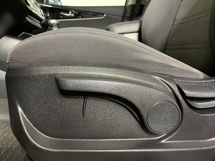 KIA Sorento 2.4, 2018 года, Автоматическая, СЕРЫЙ
