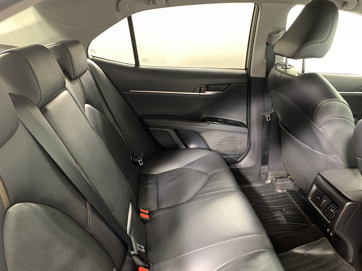 TOYOTA Camry 2.5, 2018 года, Автоматическая, Черный металлик