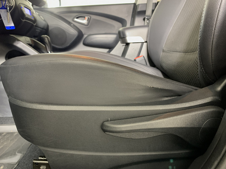 HYUNDAI ix35 2, 2012 года, Автоматическая, ЧЕРНЫЙ