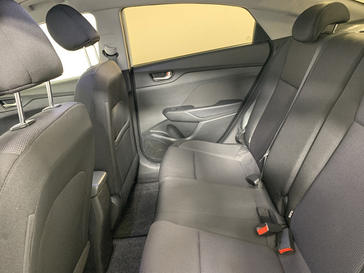 HYUNDAI Solaris 1.6, 2017 года, Механика, БЕЛЫЙ