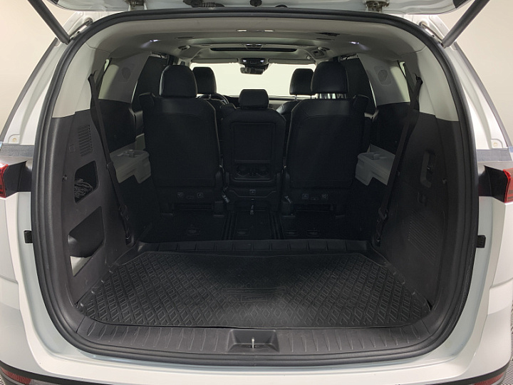 KIA Carnival 2.2, 2021 года, Автоматическая, БЕЛЫЙ