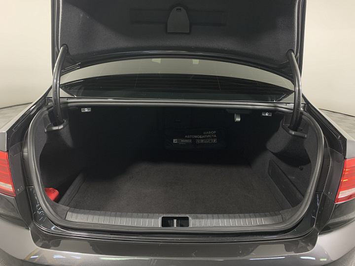 VOLKSWAGEN Passat 1.8, 2018 года, Робот, Черно-Серый
