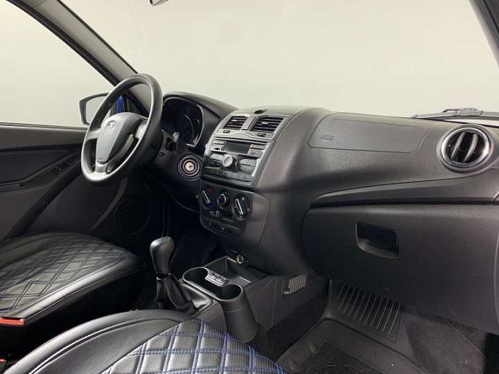 Lada Granta 1.6, 2021 года, Механика, СИНИЙ