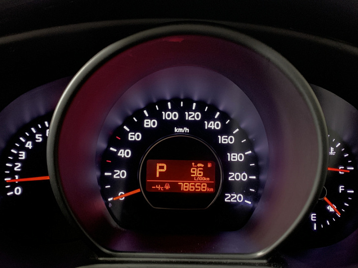 KIA Soul 1.6, 2017 года, Автоматическая, КРАСНЫЙ