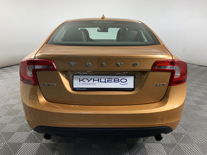 VOLVO S60 2, 2010 года, Робот, Золотистый