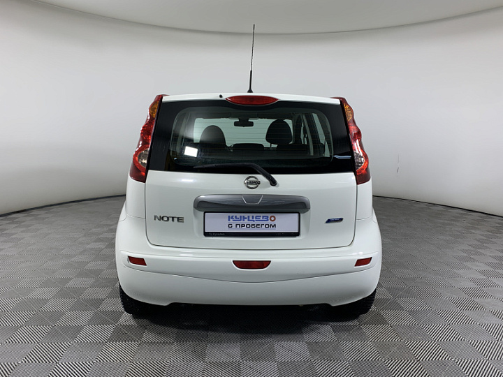 NISSAN Note 1.4, 2010 года, Механика, БЕЛЫЙ