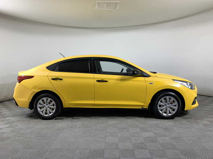 HYUNDAI Solaris 1.6, 2019 года, Автоматическая, ЖЕЛТЫЙ