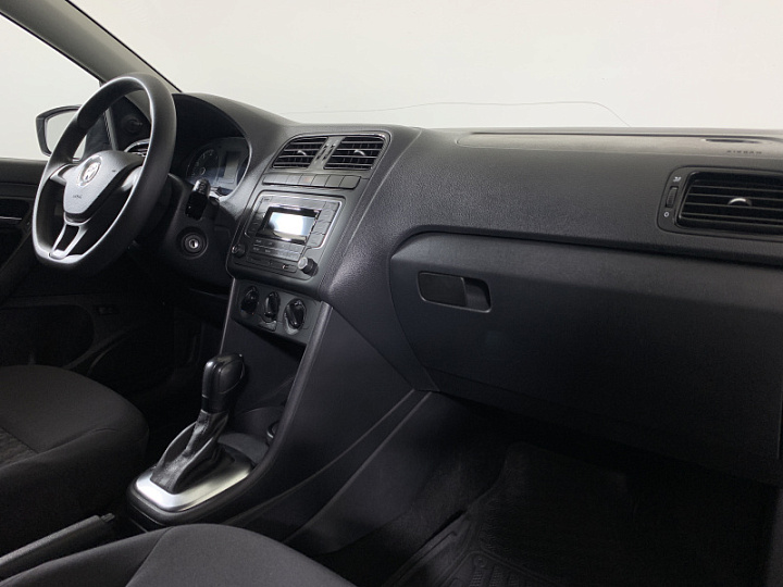 VOLKSWAGEN Polo 1.6, 2019 года, Автоматическая, БЕЛЫЙ