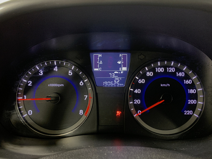 HYUNDAI Solaris 1.6, 2014 года, Механика, СИНИЙ