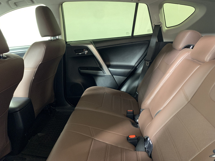 TOYOTA RAV4 2, 2017 года, Механика, ЧЕРНЫЙ