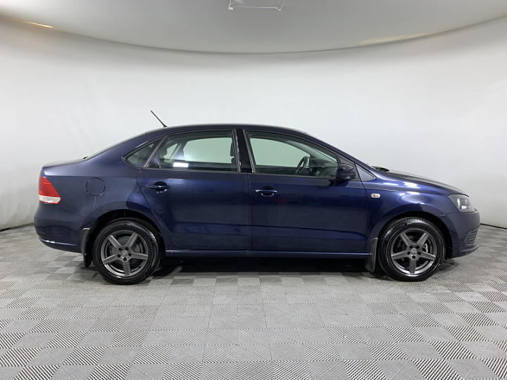 VOLKSWAGEN Polo 1.6, 2013 года, Автоматическая, ТЕМНО-СИНИЙ