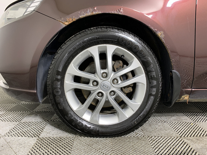 KIA Cerato 1.6, 2011 года, Автоматическая, Красный гранат
